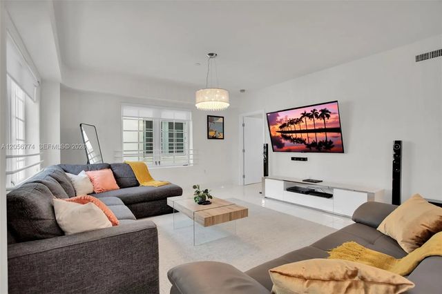 3 of 30 - 1250 Ocean Drive #2n, Miami Beach, FL