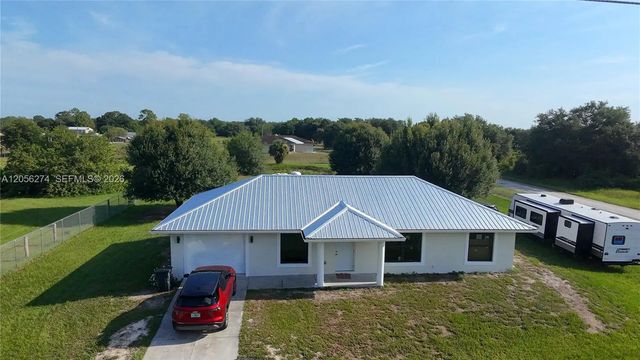 369 Horse Club Avenue, 