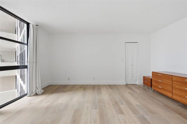 5 of 15 - 18181 Ne 31st Court #807, Aventura, FL