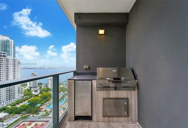 3 of 22 - 1451 Brickell Avenue #2306, Miami, FL