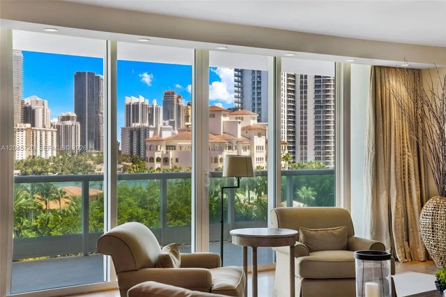 5 of 40 - 20155 Ne 38th Court #904, Aventura, FL