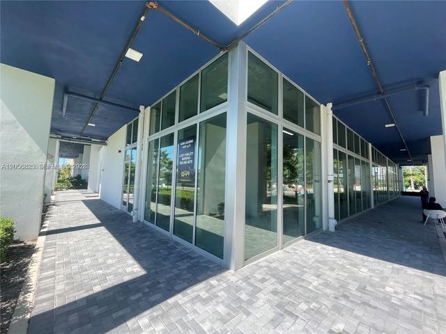 2 of 9 - 2820 Ne 214th Street #5, Aventura, FL