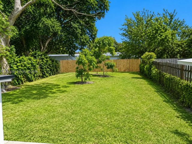 2 of 12 - 1114 Nw 59th Street, Miami, FL