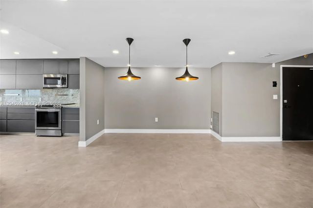 5 of 30 - 2801 Ne 183rd Street #1801w, Aventura, FL