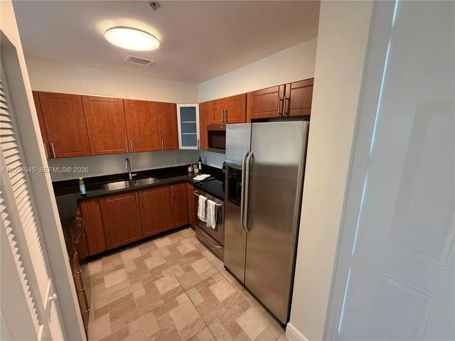 3 of 19 - 652 Ne 63rd Street #404, Miami, FL