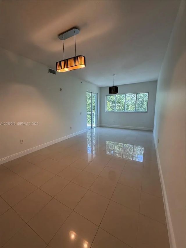 5 of 19 - 652 Ne 63rd Street #404, Miami, FL