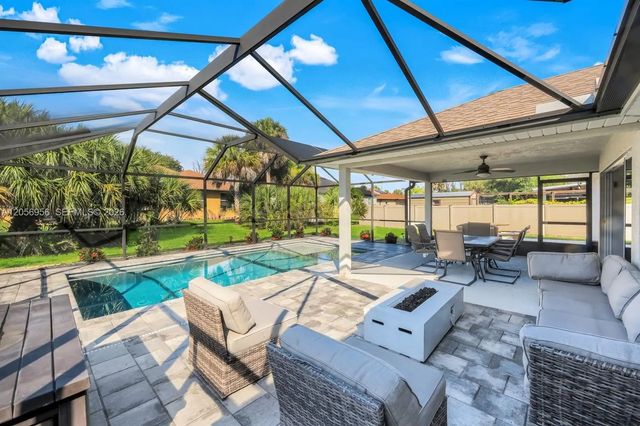 455 Bowman Terrace, Port Charlotte