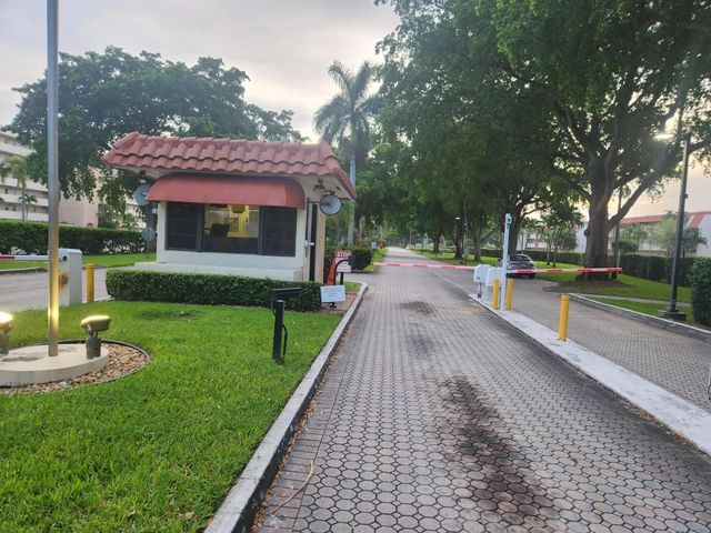 2 of 21 - 811 S Hollybrook Drive S #206, Pembroke Pines, FL