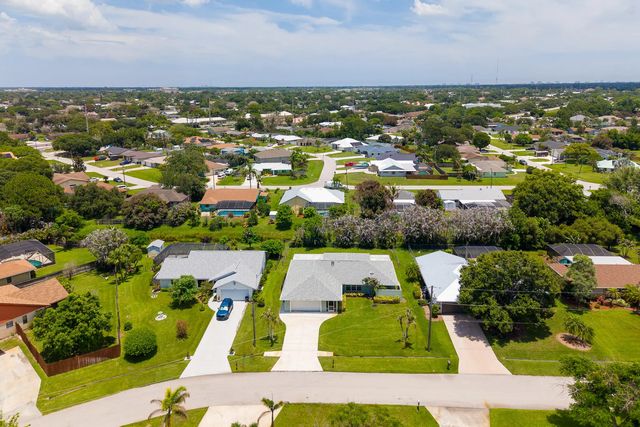 4 of 65 - 1423 Se Pitcher Road, Port St. Lucie, FL