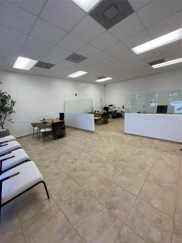 2 of 27 - 951 Sansburys Way #202, West Palm Beach, FL