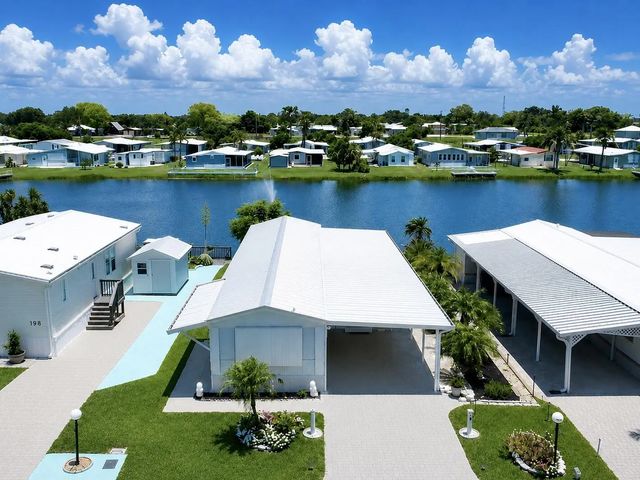 2 of 43 - 1601 Us Highway 441 Se #106, Okeechobee, FL