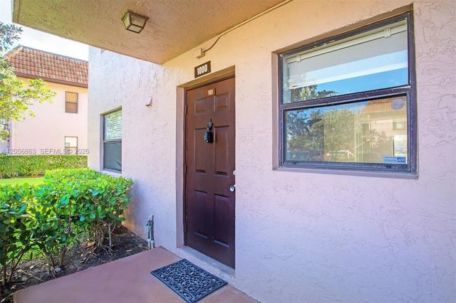2 of 31 - 1000 Nw 106th Terrace #101, Pembroke Pines, FL