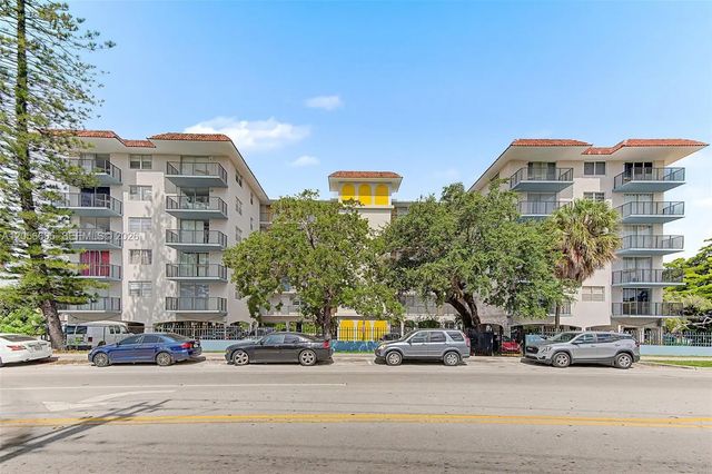 12590 Ne 16th Avenue #402, North Miami