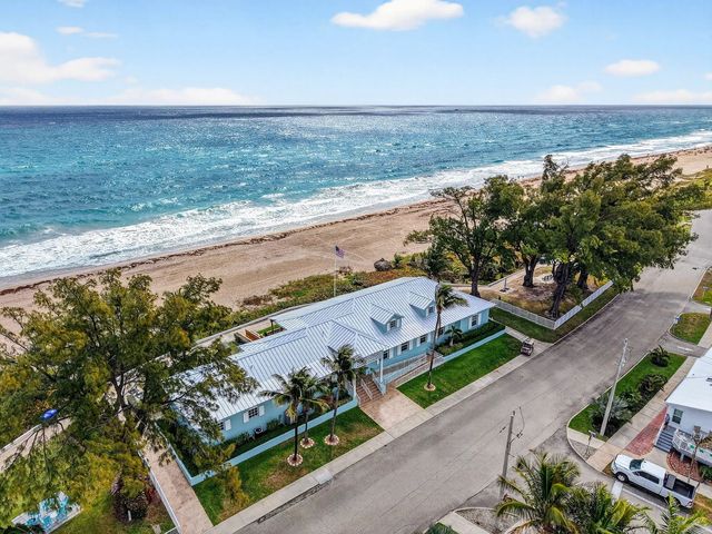 5 Cedar Drive #cd5, Briny Breezes