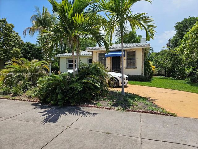 310 Ponce De Leon Boulevard, Coral Gables