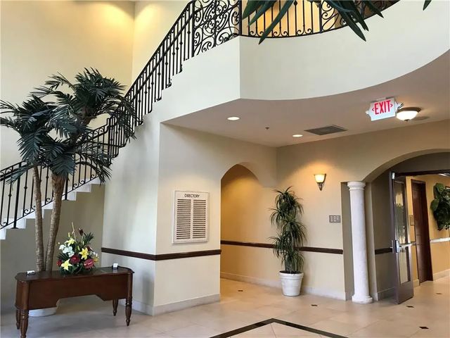 5 of 20 - 2893 Executive Park Drive #121, Weston, FL