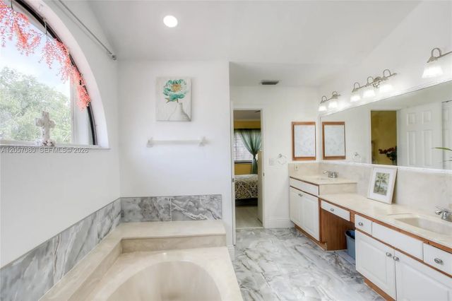5 of 16 - 9521 Nw 18th Manor, Plantation, FL