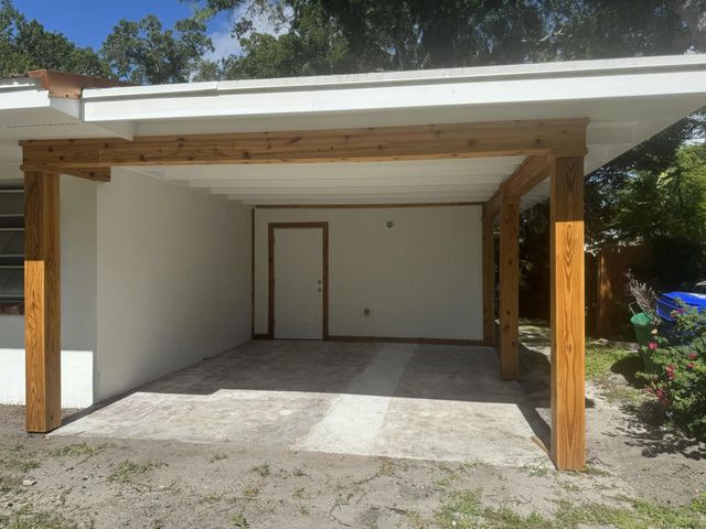 4 of 12 - 1749 26th Avenue, Vero Beach, FL