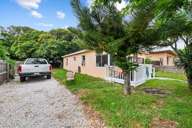 2 of 19 - 728 22nd Street, West Palm Beach, FL