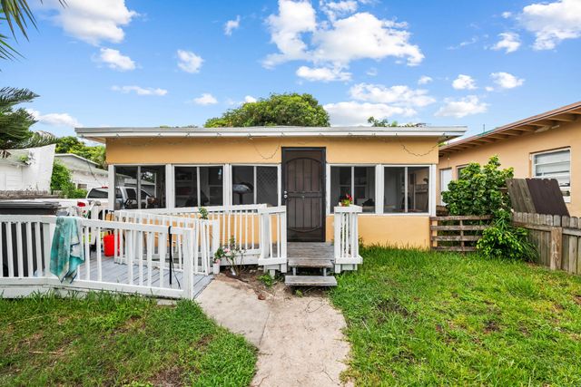 3 of 19 - 728 22nd Street, West Palm Beach, FL