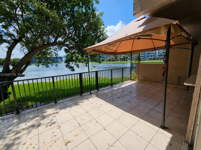 3 of 13 - 9135 Fontainebleau Boulevard #7, Miami, FL