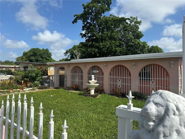 2 of 26 - 455 Nw 133rd Street, North Miami, FL