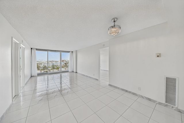 4 of 44 - 531 N Ocean Boulevard #805, Pompano Beach, FL