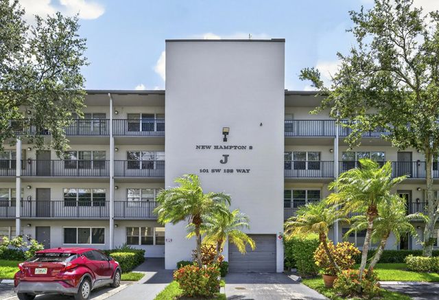 2 of 31 - 101 Sw 132nd Way #215j, Pembroke Pines, FL