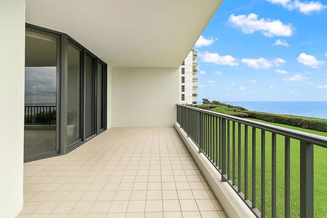 4 of 39 - 800 Ocean Drive #204, Juno Beach, FL