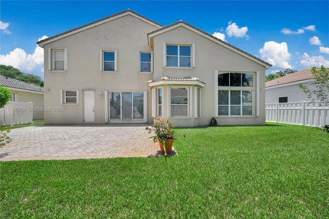 5 of 38 - 5340 Sw 33rd Terrace, Hollywood, FL