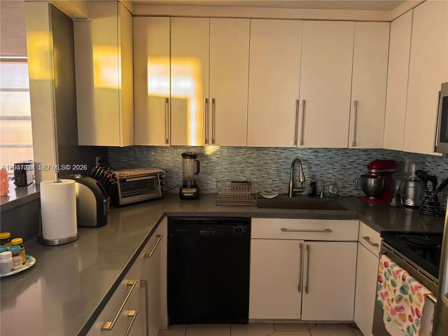 5 of 9 - 2750 Ne 183rd Street #1503, Aventura, FL