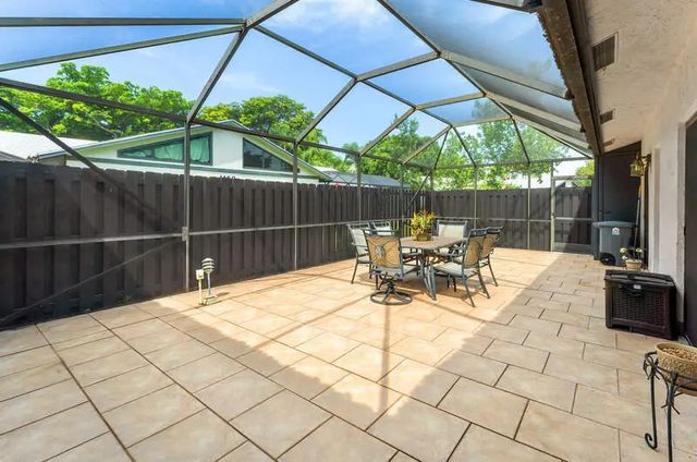 4 of 32 - 1158 Summit Trail Circle #c, West Palm Beach, FL