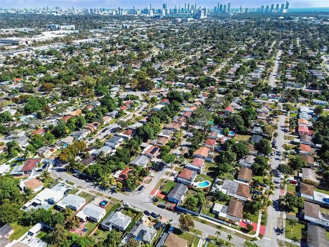 4 of 24 - 15694 Ne 10th Court, North Miami Beach, FL