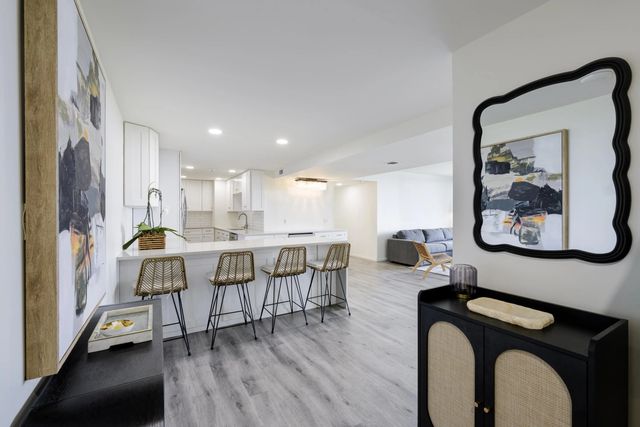 4 of 32 - 5600 N Flagler Drive #1207, West Palm Beach, FL
