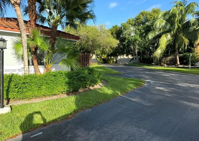 5 of 30 - 5758 Nw 97th Place, Doral, FL