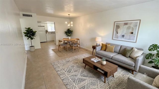5 of 15 - 1370 Ne 119th Street #137021, Miami, FL