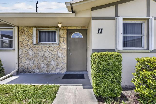 5 of 55 - 2521 Emory Drive W #h, West Palm Beach, FL