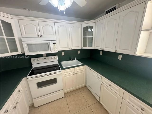 12590 Ne 16th Avenue #509, North Miami