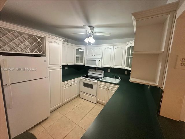 2 of 38 - 12590 Ne 16th Avenue #509, North Miami, FL