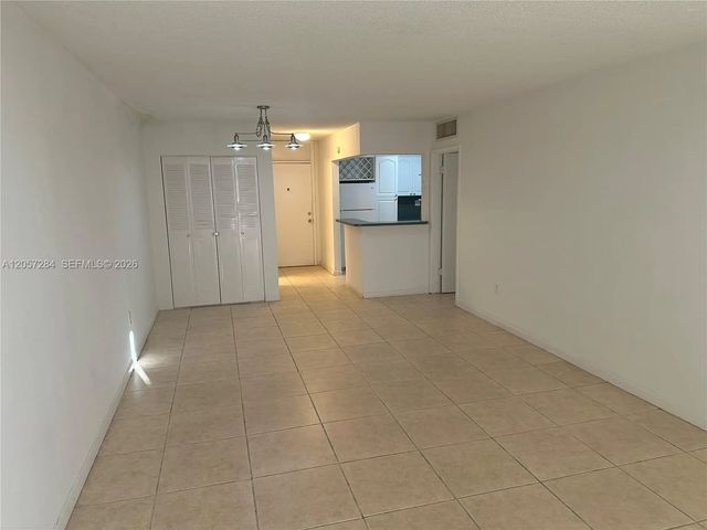 4 of 38 - 12590 Ne 16th Avenue #509, North Miami, FL