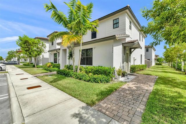 2 of 39 - 12990 Sw 232nd Lane, Homestead, FL