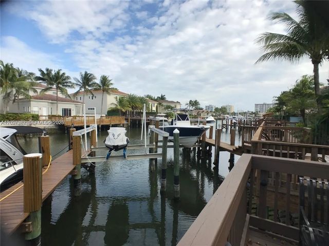 4 of 10 - 957 N Harbor View #957, Hollywood, FL