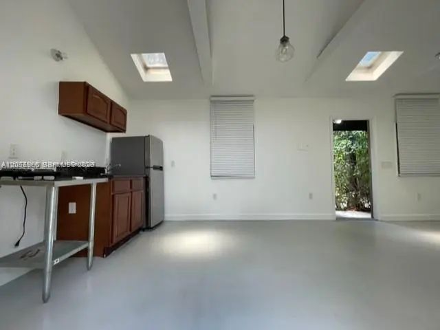 5 of 22 - 118 Nw 24th Street, Miami, FL