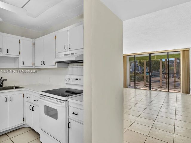 2 of 63 - 20500 W Country Club Drive #203, Aventura, FL