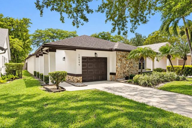 2 of 37 - 10549 Fern Tree Way, Boynton Beach, FL
