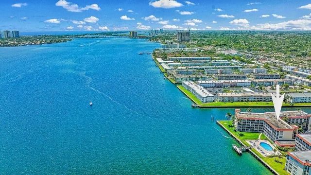 3 of 21 - 100 Paradise Harbour Boulevard #212, North Palm Beach, FL