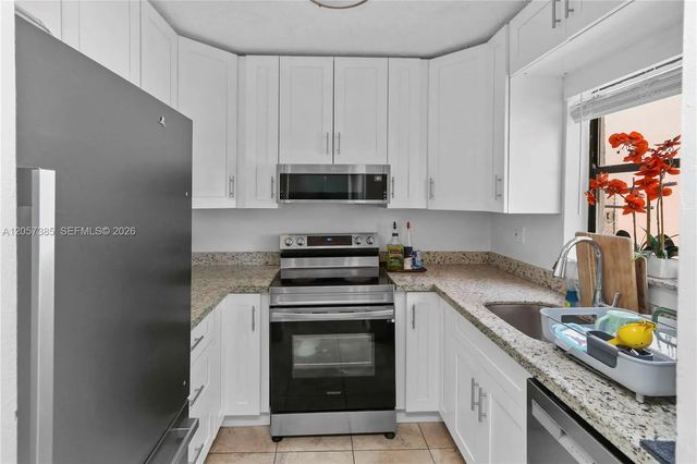 5 of 21 - 443 Nw 97th Place #443, Miami, FL