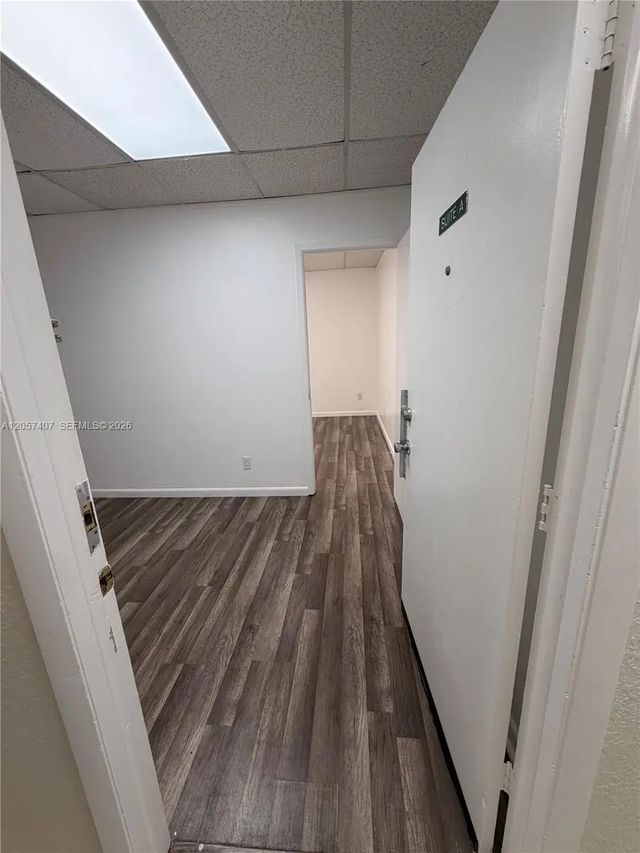 8358 W Oakland Park Boulevard #202-a, Sunrise