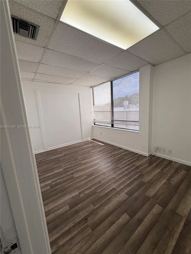 5 of 10 - 8358 W Oakland Park Boulevard #202-a, Sunrise, FL