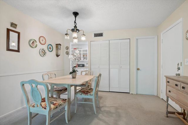 5 of 24 - 473 Lake Frances Drive, West Palm Beach, FL
